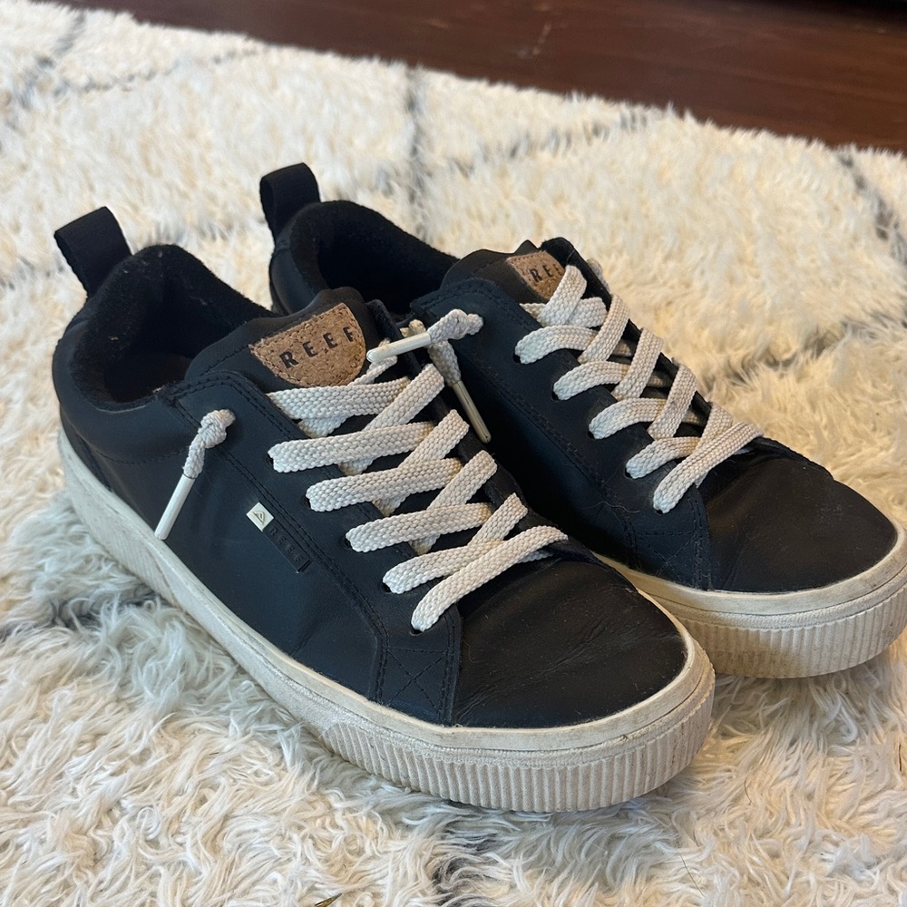 REEF Lay Day Dawn Black Leather Women’s 11